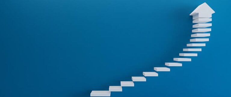 Steps - Growth and Retention: The Top Business Goal Impacting Property/Casualty Insurers’ IT Plans for 2019