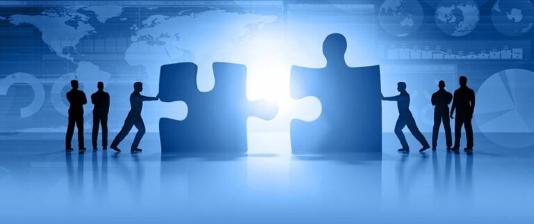 People fitting puzzle pieces - How CPQ Helps Facilitates Product Acquisitions