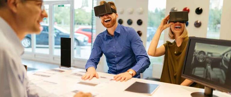 Customers using virtual reality - Understanding the Buying Experience Improves the Sales Process