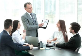 Sales Leaders Should Lead the CPQ Adoption